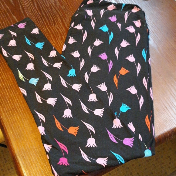 LuLaRoe Pants - Lularoe leggings TC